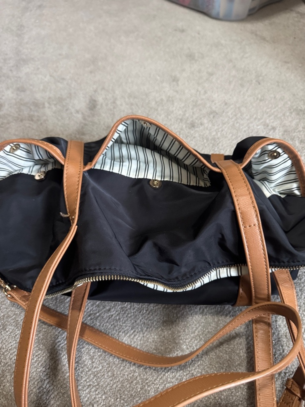 Bag - Picture 2 of 8